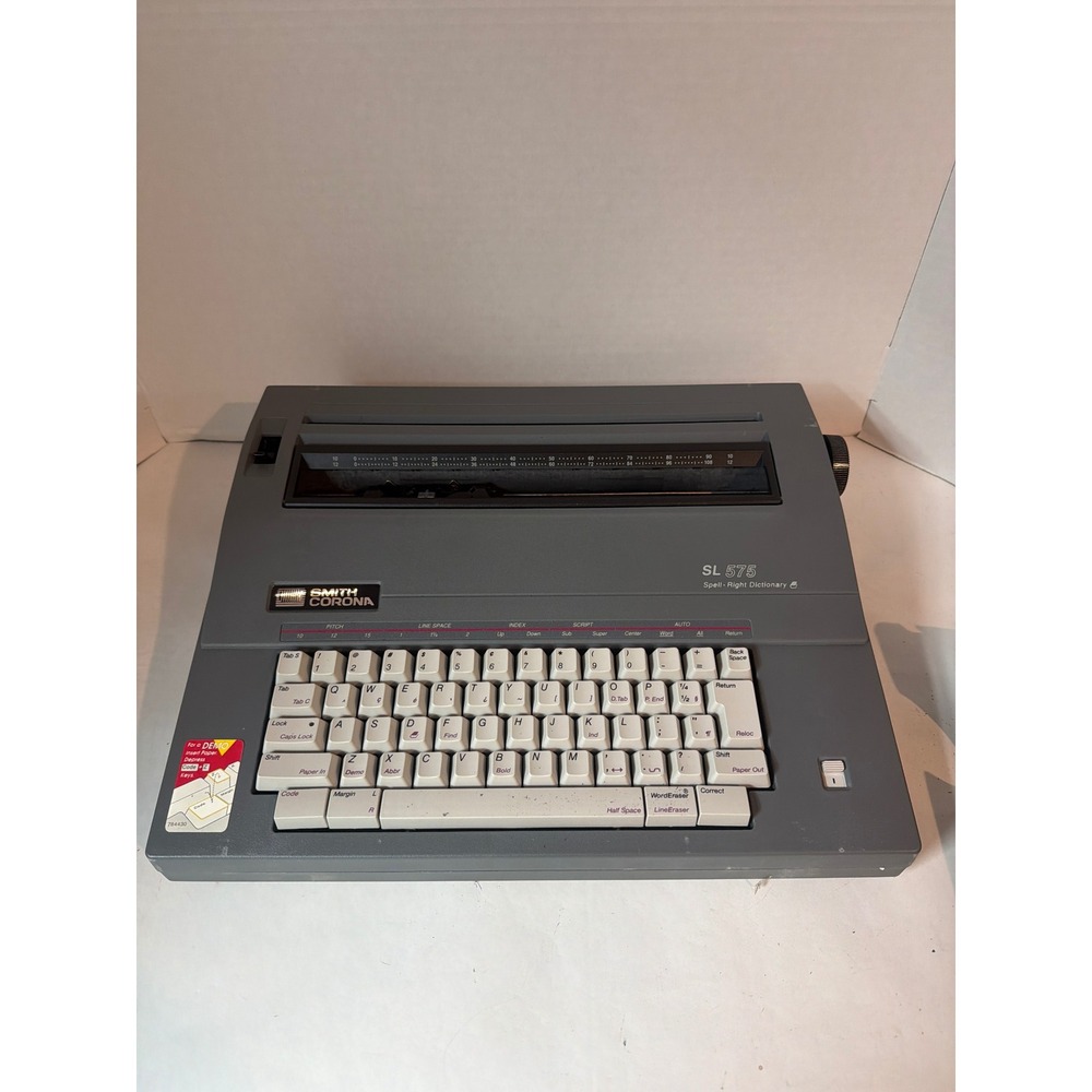 Smith Corona SL 575 Electronic Typewriter Spell-Right Dictionary Grey with Cover